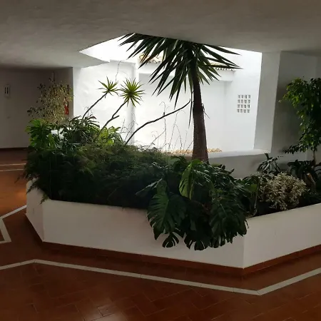 Edificio De Propietarios Ribera Del Puerto Banos Apartment